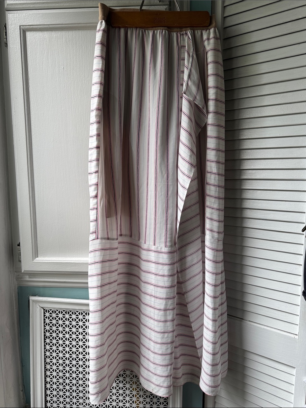 BCBGMaxAzria White Skirt with Pink Stripes Maxi